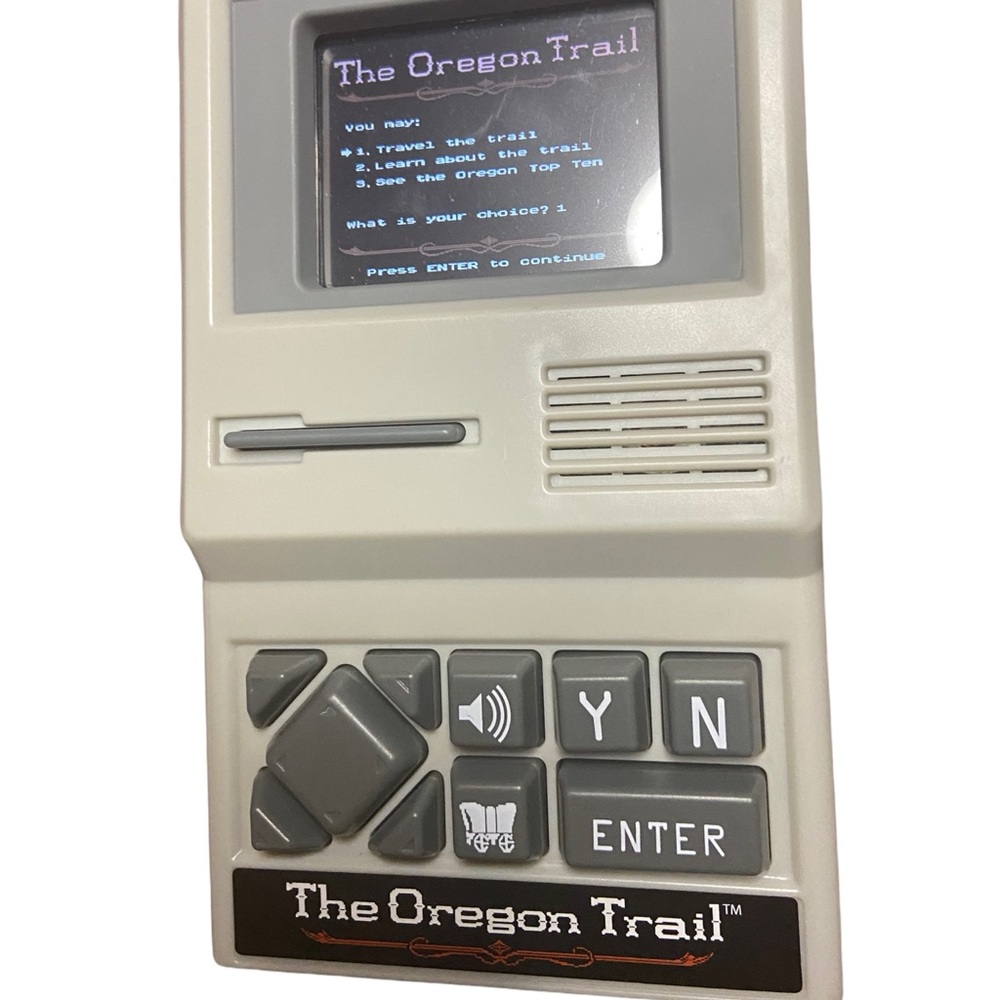 The Oregon Trail 09597 Gray Electronic Pocket Size Handheld Travel Game Tested*